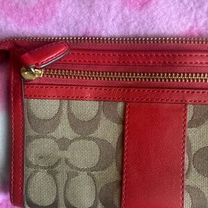 Coach wallet from early 2000. Used once and it has one little mark